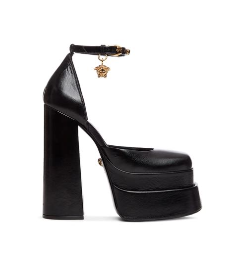 versace zapatos tacon|zapatos de Versace mujer.